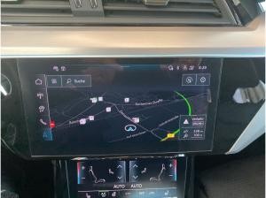 Audi Q8 e-tron Sportback S line 50 qu. Luft Matrix