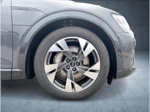 Audi Q8 e-tron advanced 50 qu. Matrix HUD AHK 4xSHZ