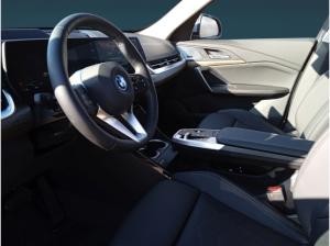 BMW iX1 eDrive20 xLine El. Panodach Navi Digitales Cockpit Memory Sitze Soundsystem HarmanKardon