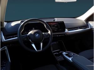 BMW iX1 eDrive20 xLine El. Panodach Navi Digitales Cockpit Memory Sitze Soundsystem HarmanKardon