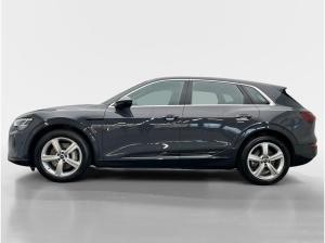 Audi Q8 e-tron 55 quattro advanced*MATRIX*NAVI-PLUS*AHK*HUD*20ZOLL*LEDER