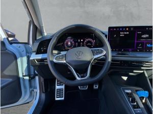Volkswagen Golf VIII Lim. 1.5 eTSI Facelift DSG Life MATRIX+HARMAN KARDON