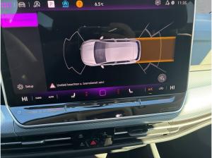 Volkswagen Golf VIII Lim. 1.5 eTSI Facelift DSG Life MATRIX+HARMAN KARDON