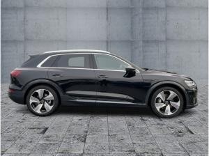Audi Q8 e-tron 55 QU ADVANCED MATRIX+NAVI+HuD+AHK+21"