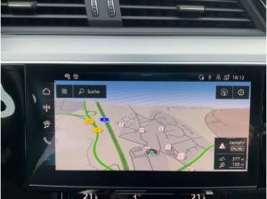 Audi Q8 e-tron 55 QU ADVANCED MATRIX+NAVI+HuD+AHK+21"