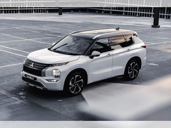 Mitsubishi Outlander 2.4 PHEV PLUS