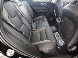 Volvo XC60 Plus Black Edition Plug-In Hybrid AWD T6 EU6d StandHZG Leder Digitales Cockpit