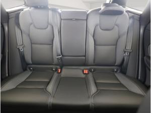 Volvo XC60 Plus Black Edition Plug-In Hybrid AWD T6 EU6d StandHZG Leder Digitales Cockpit