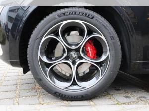 Alfa Romeo Stelvio SOFORT!!! Veloce Diesel 2.2 16V 154kW (210PS) AT8 Q4