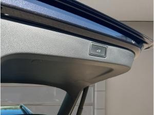 Skoda Kamiq 1.0 TSI Selection Navi ACC Allwetterreifen AHK LED