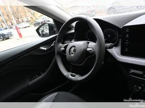 Skoda Scala 1.0 TSI DSG DRIVE inkl. AHK