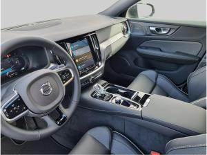 Volvo V60 T8 PLUS DARK TOP DEAL