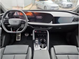 Audi Q5 SUV TDI quattro S tronic - Adaptives Luftfederfahrwerk - Audi virtual cockpit plus- Bang & Olufsen P
