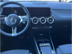 Mercedes-Benz B 200 Progressive Distronic Rückfahrkamera AHK