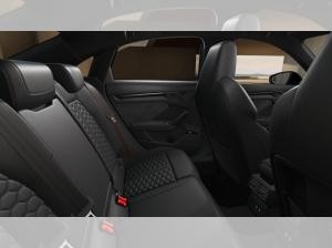 Audi RS3 Limousine Sportabgasanlage SONOS Rückfahrkamera Assistenzpaket Fahren+Parken I Wartung +42€