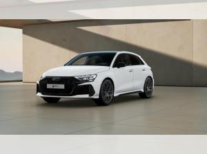 Audi RS3 Sportback Panoramadach Rückfahrkamera Designpaket rot I Wartung +42€