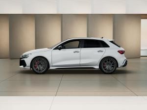 Audi RS3 Sportback Panoramadach Rückfahrkamera Designpaket rot I Wartung +42€
