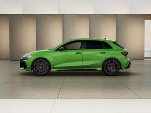 Audi RS3 Sportback Panoramadach Exterieur Carbon Rückfahrkamera Navi Assistenzpaket Fahren+Parken I Wartung +