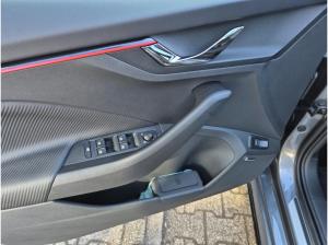 Skoda Kamiq Monte Carlo AHK Navi ACC KeyLess Pano