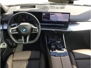 BMW 530 530e Touring M SPORT+PANO+AHK+KAMERA+B&W SOUND