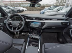 Audi Q8 Sportback 55 e-tron S line /Matrix/AHK/HuD/AC