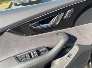 Audi Q8 SUV 50 TDI quattro tiptronic+AHK+HEAD-UP+PANO