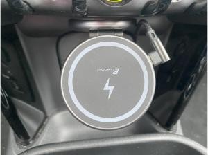 MINI Cooper SE mit Panoramadach