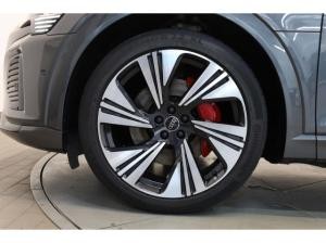 Audi Q8 e-tron 55 quattro S line Matrix/22''/360/HUD