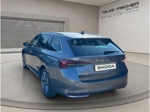 Skoda Octavia Combi Tour Navi AHK ACC HUD PDC