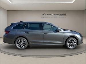 Skoda Octavia Combi Tour Navi AHK ACC HUD PDC