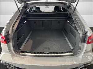 Audi RS6 Avant performance quattro tiptronic HUD