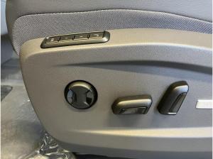 Volkswagen T7 Multivan Edition 2,0 l TDI DSG AHK*STH*NAVI