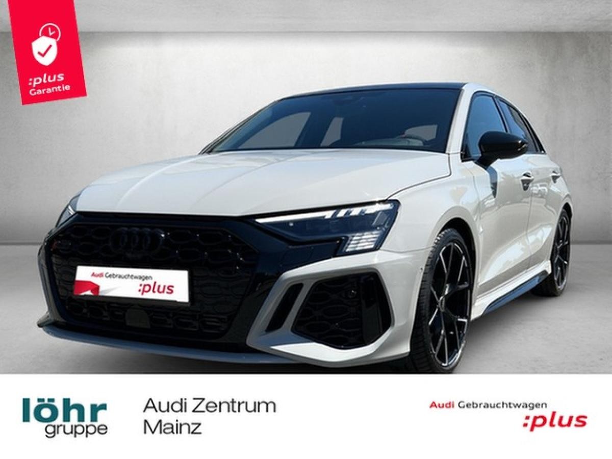 Audi RS3 Sportback TFSI quattro S tronic PANO*AGA*HUD