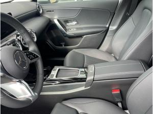 Mercedes-Benz A 200 Progressive Multibeam-LED Rückfahrkamera