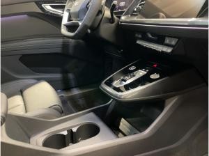 Audi Q4 e-tron 45 quattro Pano Matrix Kamera AHK Navi ACC