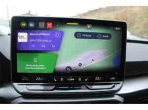 Seat Leon Sportstourer 1.5 TSI DSG FR NAVI LED AHK ACC SHZ GRA 17