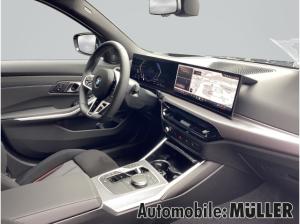 BMW 320 d Touring M Sport Mild-Hybrid EU6e  Park-Assistent