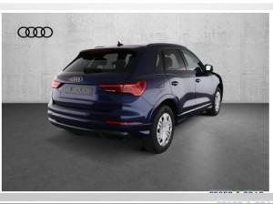 Audi Q3 35 TFSI Navi plus/LED/AHK/Optik Schwarz/18 Zo