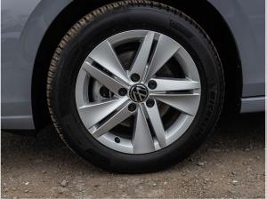 Volkswagen Golf VIII 1.5 eTSI "Life" DSG LED Digital Cockpit ACC EPH DAB