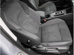 Volkswagen Golf VIII 1.5 eTSI "Life" DSG LED Digital Cockpit ACC EPH DAB