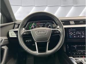 Audi Q8 e-tron 55 quattro advanced*MATRIX*NAVI-PLUS*AHK*HUD*20ZOLL*LEDER