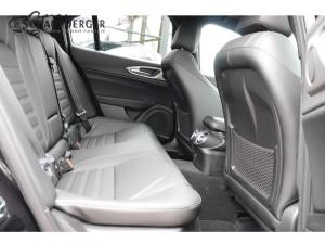 Alfa Romeo Giulia **SOFORT verfügbar** Veloce Q4 2.0 Turbo 16V EU6e El. Fondsitzverst. Navi Leder Digitales Co