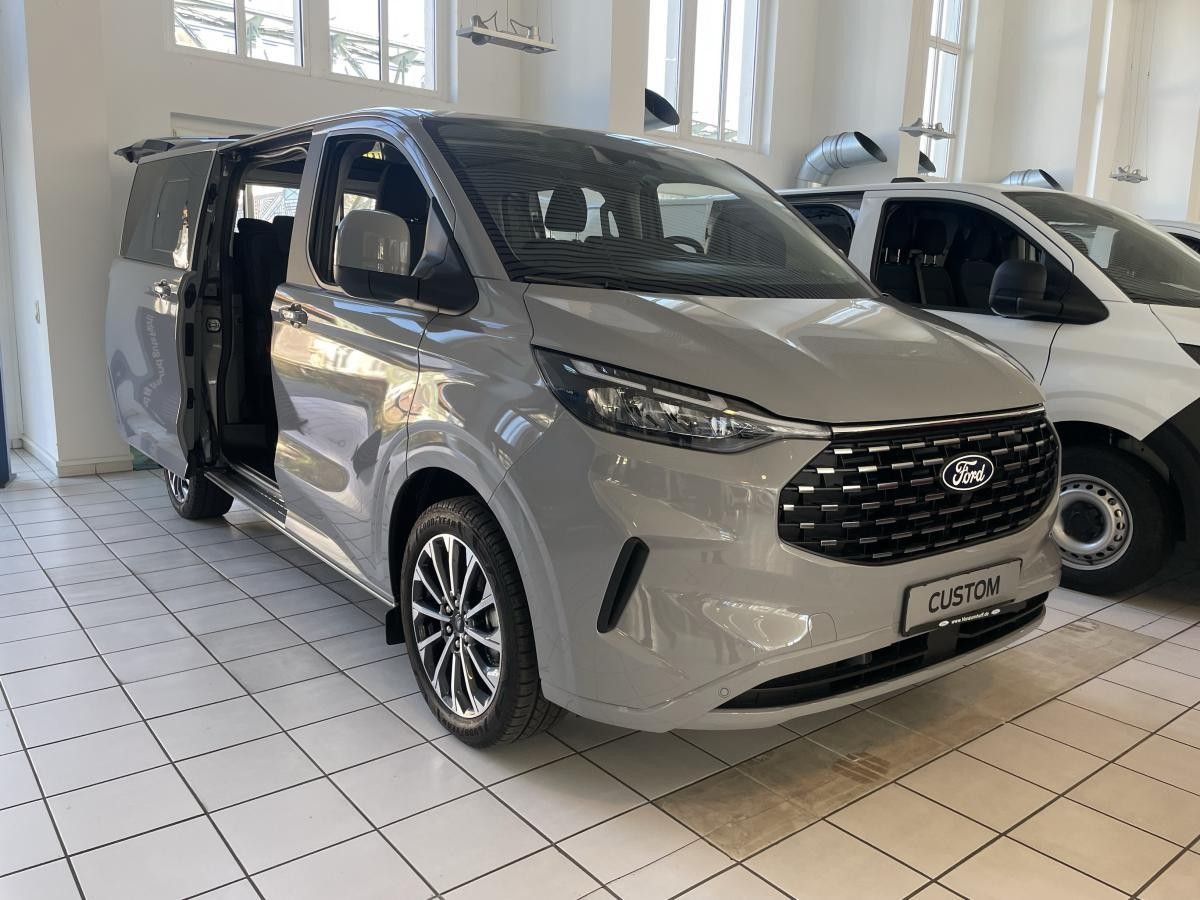 Ford Tourneo Custom Tourneo Custom Titanium AUTOMATIK 170 PS + Panoramadach inkls. Wartung & Verschleiß