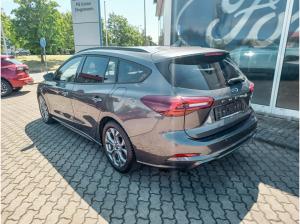 Ford Focus Turnier 1.0 ST-Line Navigation LED