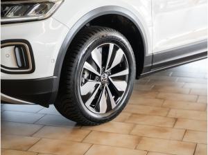 Volkswagen T-Roc 1,5 TSI DSG Move LED AHK App-Connect 17"