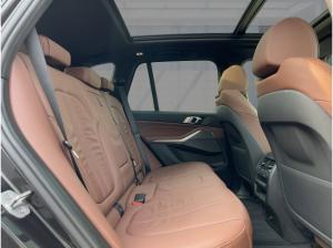 BMW X5 xDrive 30d xLine Luftfeder Panorama Kamera
