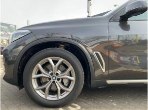 BMW X5 xDrive 30d xLine Luftfeder Panorama Kamera