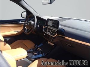 BMW X3 xDrive20d*AHK*RFK*HeadUpDisplay*HiFi*LED*DAB*