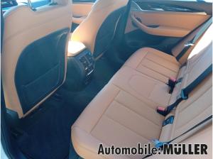 BMW X3 xDrive20d*AHK*RFK*HeadUpDisplay*HiFi*LED*DAB*