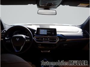 BMW X3 xDrive20d*AHK*RFK*HeadUpDisplay*HiFi*LED*DAB*